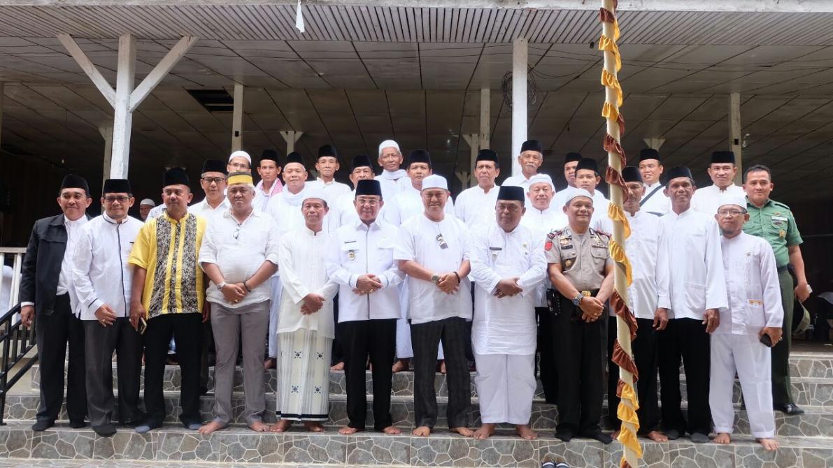 Perayaan Tahun Baru Hijriyah, Bupati Inhil Hadiri Istighotsah Di Desa Mugomulyo, Sungai Batang