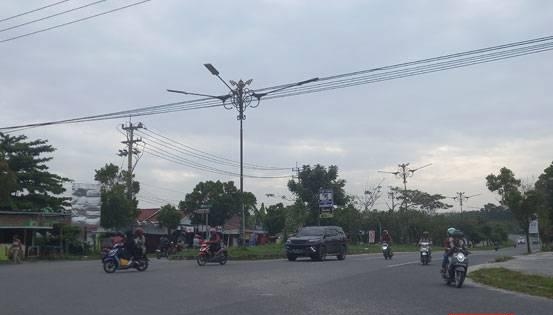 Warga Senang APK di Lingkungan Stadion Utama Riau Dibersihkan