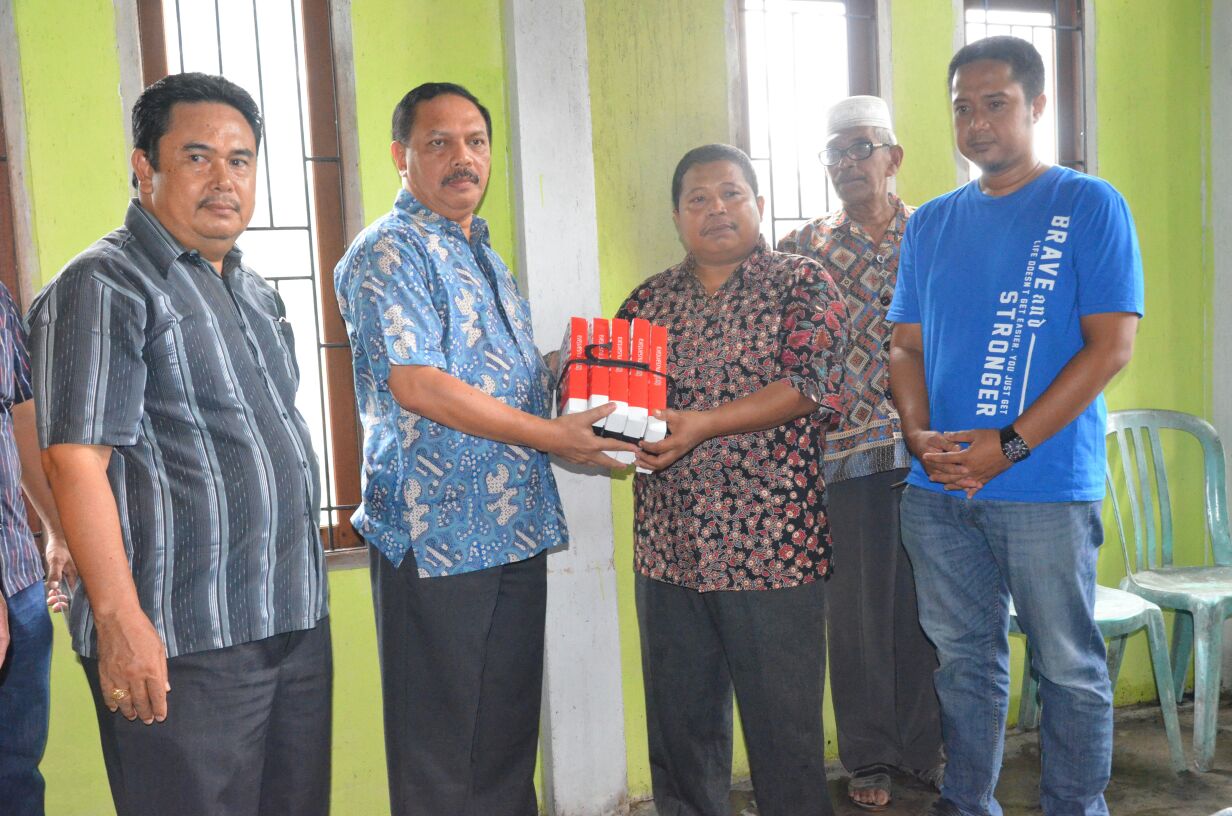 Pemkab Inhil Beri Bantuan Sembako Kepada Korban Kebakaran di Sungai Beringin