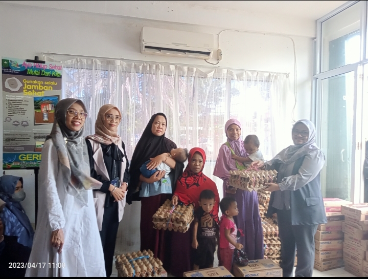 Dinkes Inhil Bekerjasama Dengan Bank BRI Cabang Tembilahan Salurkan Bantuan Untuk Anak Stunting