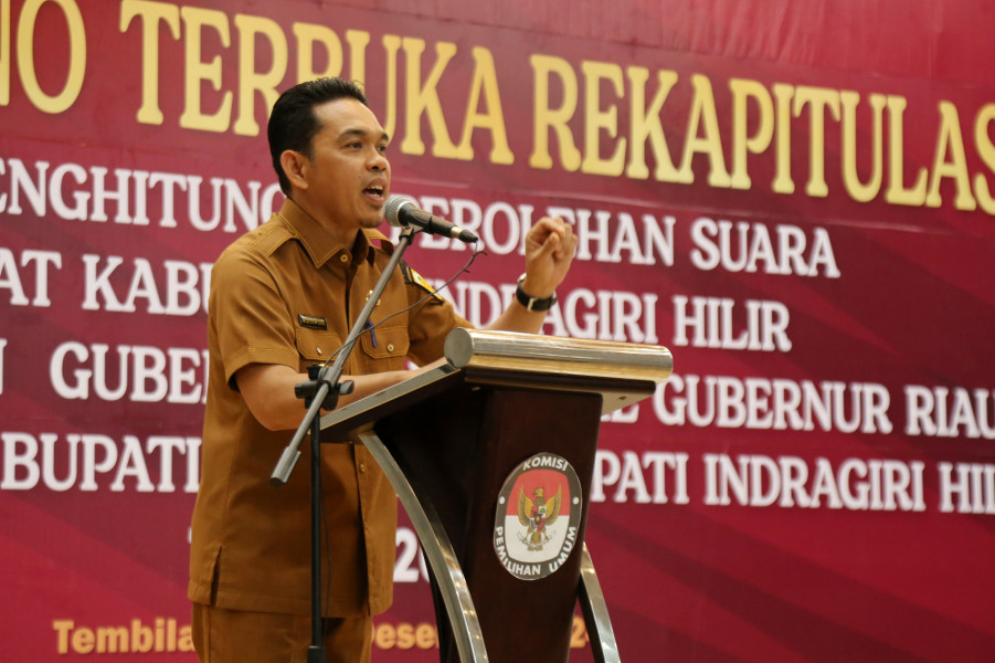 Pj Bupati Erisman Hadiri Rapat Pleno Terbuka Hasil Rekapitulasi Penghitungan Suara