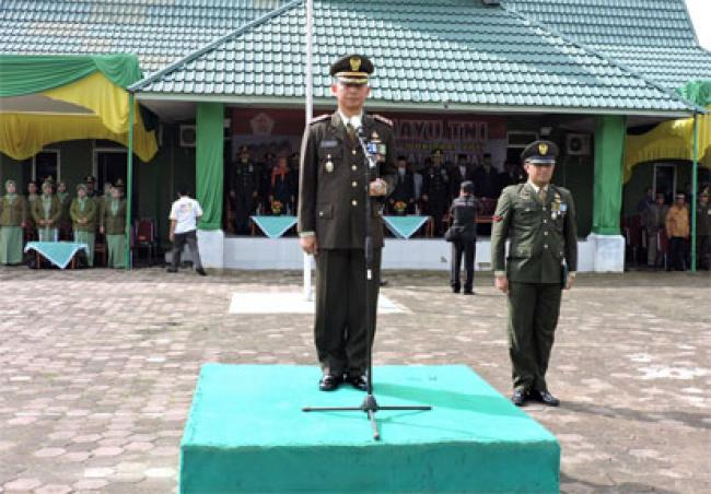 Upacara HUT TNI Ke-72 Tahun 2017 di Makodim 0314/Inhil Berlangsung Khidmat