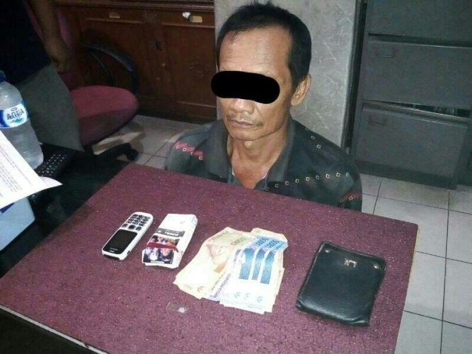 Pria Setengah Abad Di Tembilahan Diringkus Polisi Setelah Diteriaki Warga Transaksi Sabu